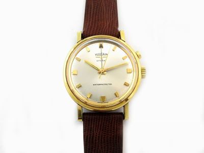 Orologio da Polso per Uomo Vulcain Cricket Alarm in Acciaio Placcato Oro Giallo