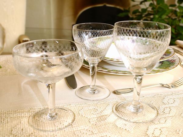 Servito di bicchieri in cristallo pirografato  - Asta Arredi e Dipinti Antichi da una villa a Fiesole - Maison Bibelot - Casa d'Aste Firenze - Milano