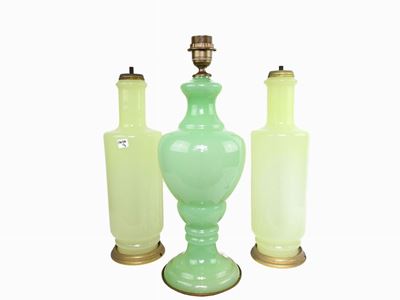 Coppia di Basi per Lampade in Vetro Opaline Giallo Chiaro