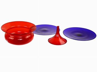 Tre Oggetti Decorativi in Vetro Soffiato
