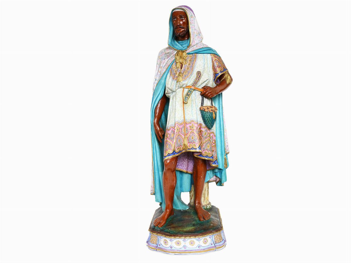 Figura in Biscuit Policromo Raffigurante Personaggio Maschile Arabo