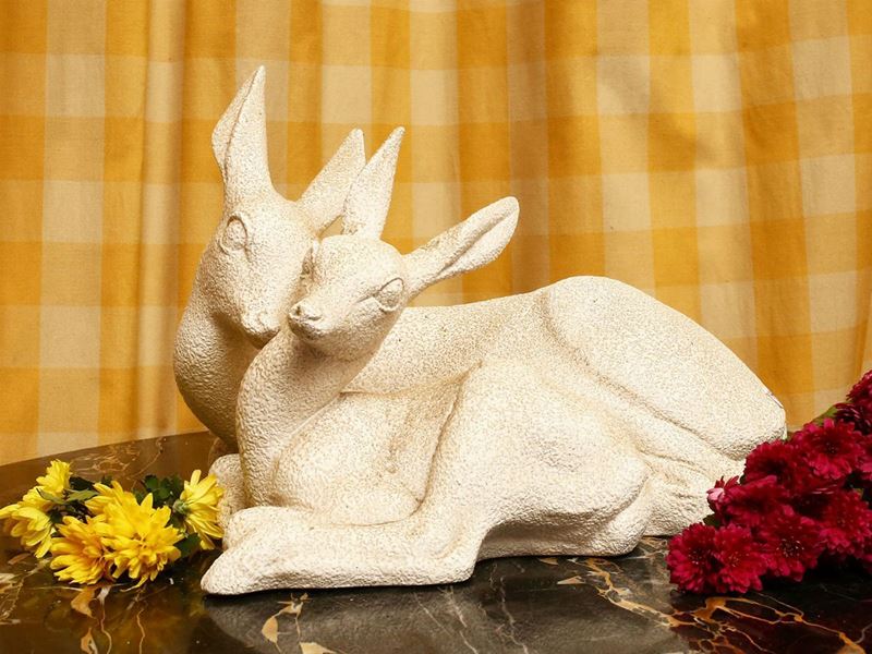 Gruppo in Ceramica con Decoro a Smalto Bianco in Rilievo Zaccagnini