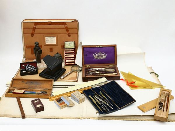 Lot of curiosities and architectural tools