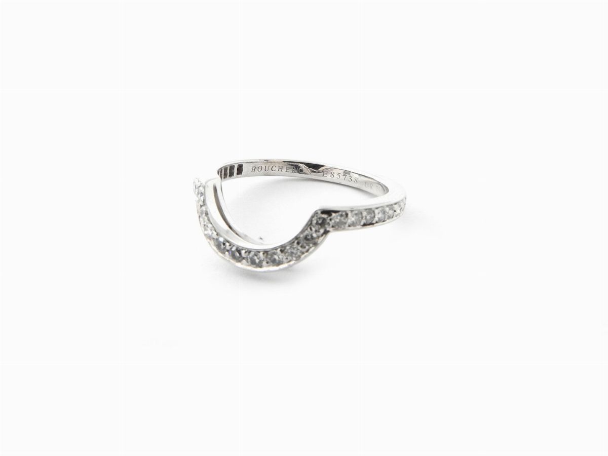 Anello Boucheron in Oro Bianco e Diamanti