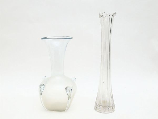 Due vasi in vetro e cristallo