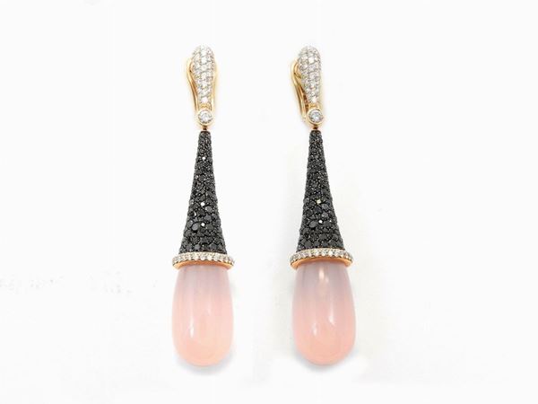 Pink gold pendant earrings with colorless diamonds, black diamonds and pink quartz