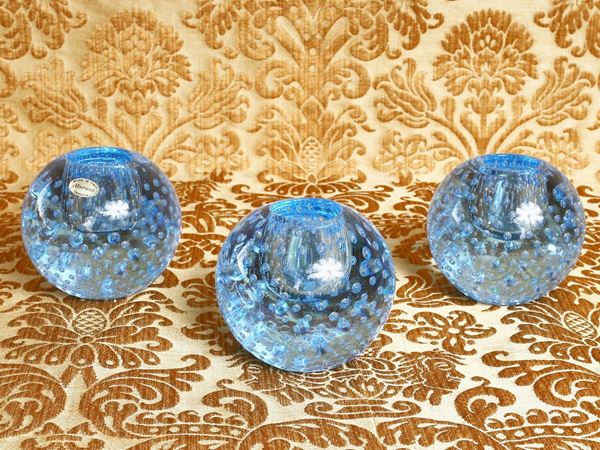 Series of three spherical Cenedese candle holders in light blue blown glass  (Murano, Sixties)  - Auction The Muccia Breda Collection in Villa Donà -  Borbiago of Mira (Venice) - Maison Bibelot - Casa d'Aste Firenze - Milano