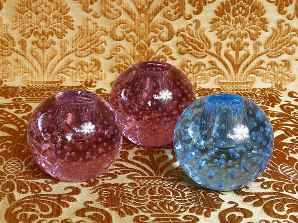 Series of three spherical Cenedese candle holders in pink and light blue blown glass
