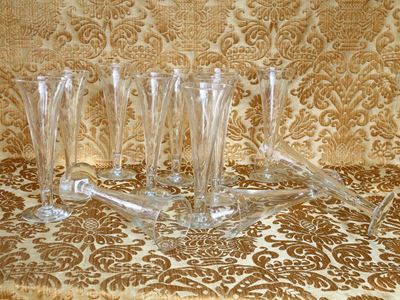 Serie di Dodici Flute in Vetro Soffiato di Murano
