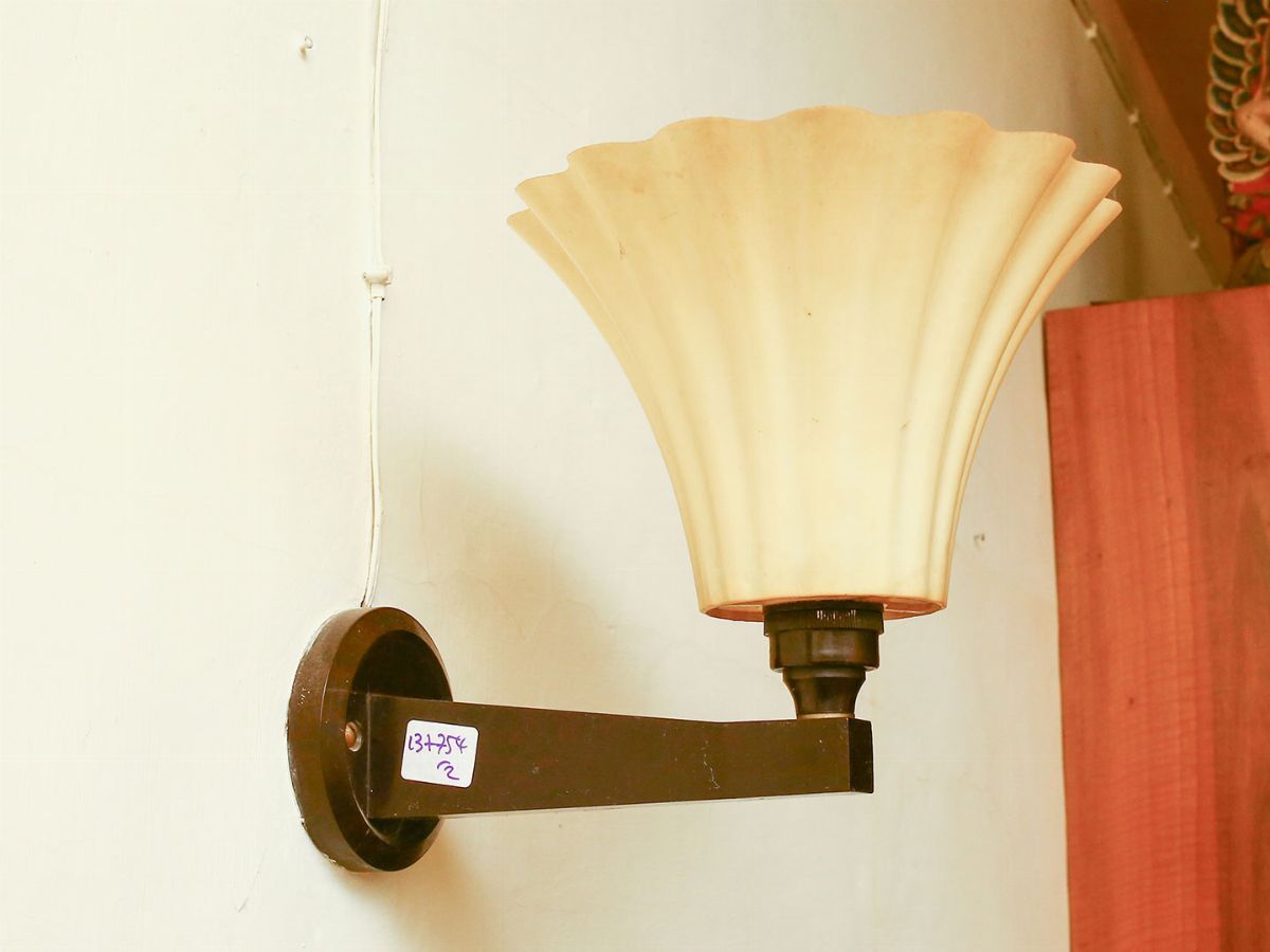 Coppia di Piccole Applique in Bachelite