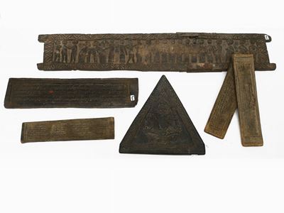 Lotto di Legni Orientali D'epoca