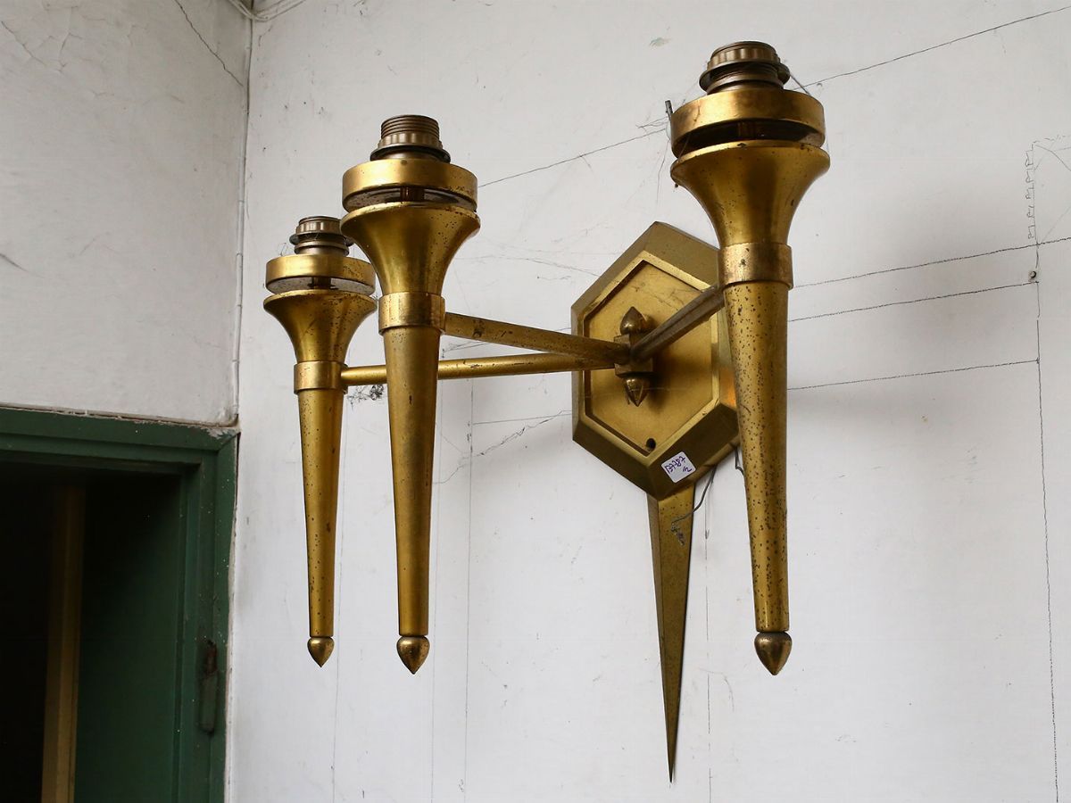 Coppia di Grandi Applique in Ottone