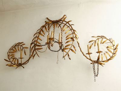 Grande Applique in Metallo Dorato