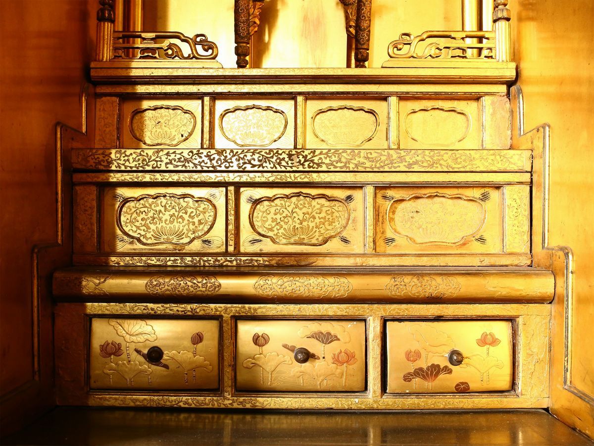 Altare per il Culto degli Antenati