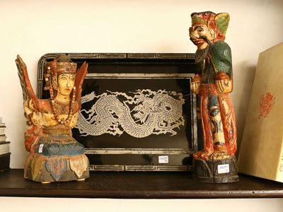 Lotto di Curiosità Orientali
