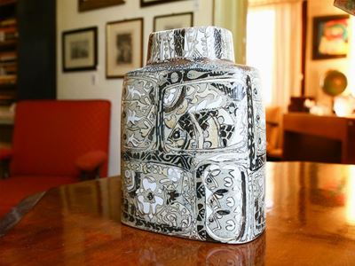Vaso in Porcellana Niels Thorssen per Royal Copenaghen