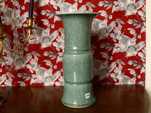 Coppia di vasi in ceramica celadon smaltata