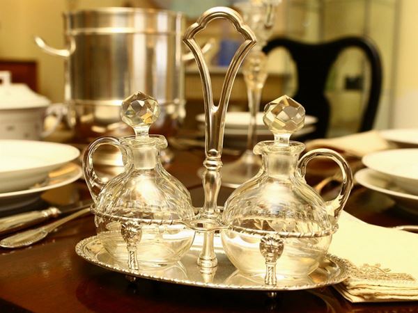 Silver cruet  - Auction The Muccia Breda Collection in Villa Donà -  Borbiago of Mira (Venice) - Maison Bibelot - Casa d'Aste Firenze - Milano