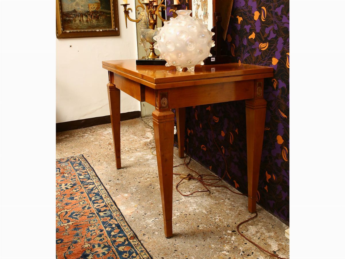 Coppia di Tavolini Console in Ciliegio