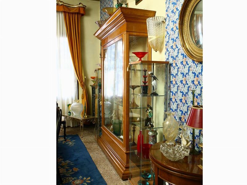 Grande Vetrina in Satinwood