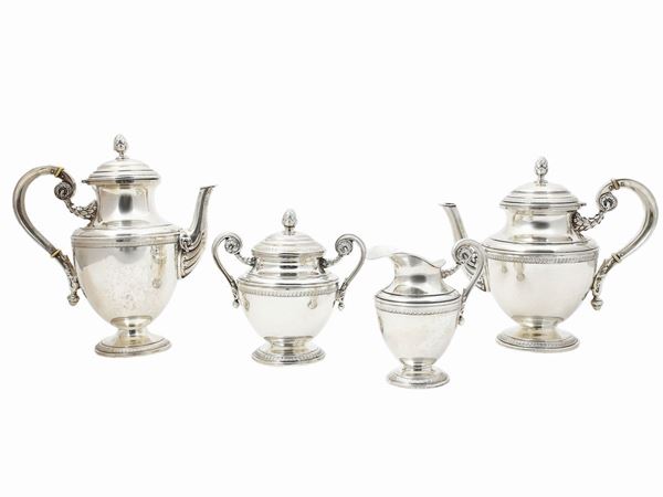 Tea and coffee silver set  (20th century)  - Auction Furniture, silvers, paintings and antique curiosities partly from Villa Mannelli - Maison Bibelot - Casa d'Aste Firenze - Milano