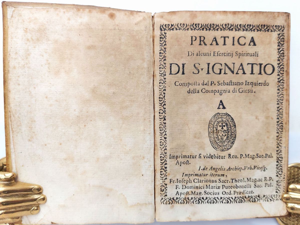 Lotto di Due Libri Religiosi