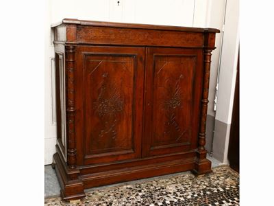 Credenza in Noce