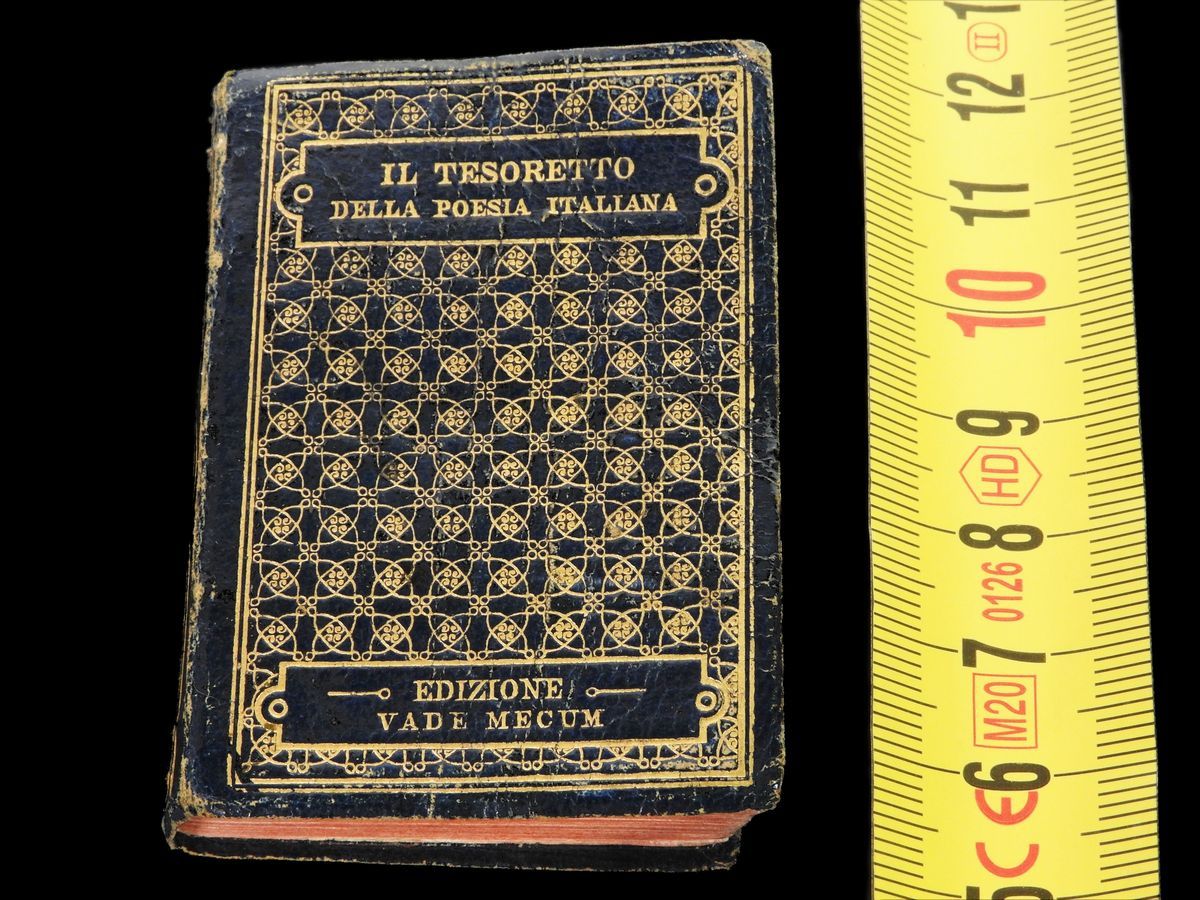 Dialoghi di Giacomo Leopardi in Edizione Minuscola