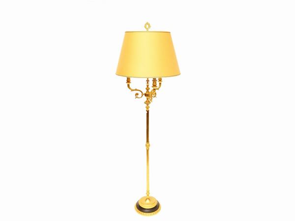 Floor lamp in golden metal  - Auction Furniture, silvers, paintings and antique curiosities partly from Villa Mannelli - Maison Bibelot - Casa d'Aste Firenze - Milano
