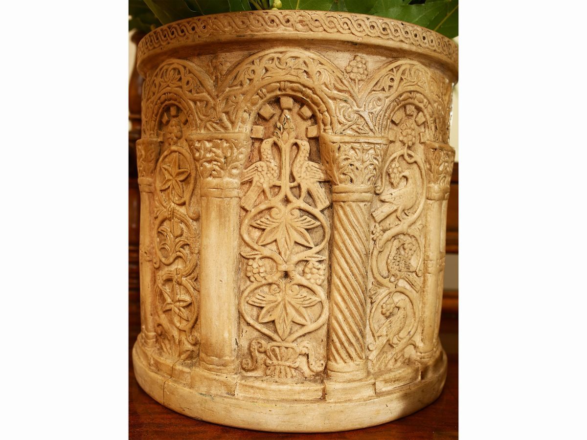 Vaso Cilindrico in Terracotta di Signa