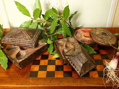 Tre Scatole Portaessenze o Cosmetici in Legno Esotico