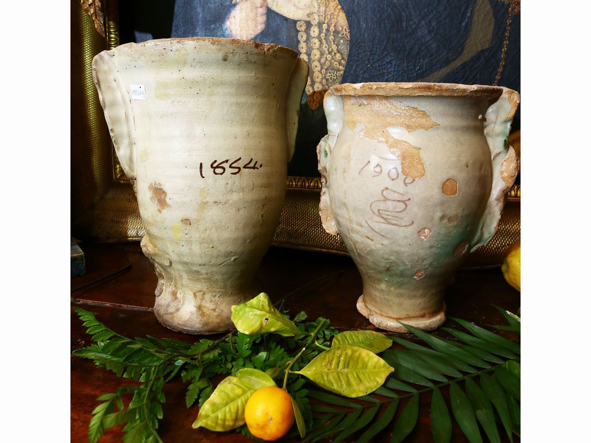 Due Vasi Antropomorfi in Terracotta Smaltata