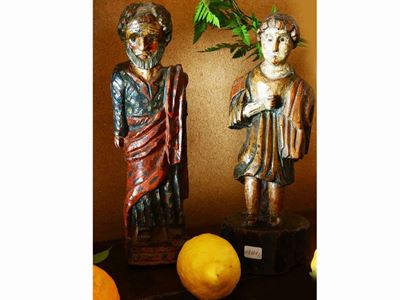 Coppia di Figure Lignee Policrome