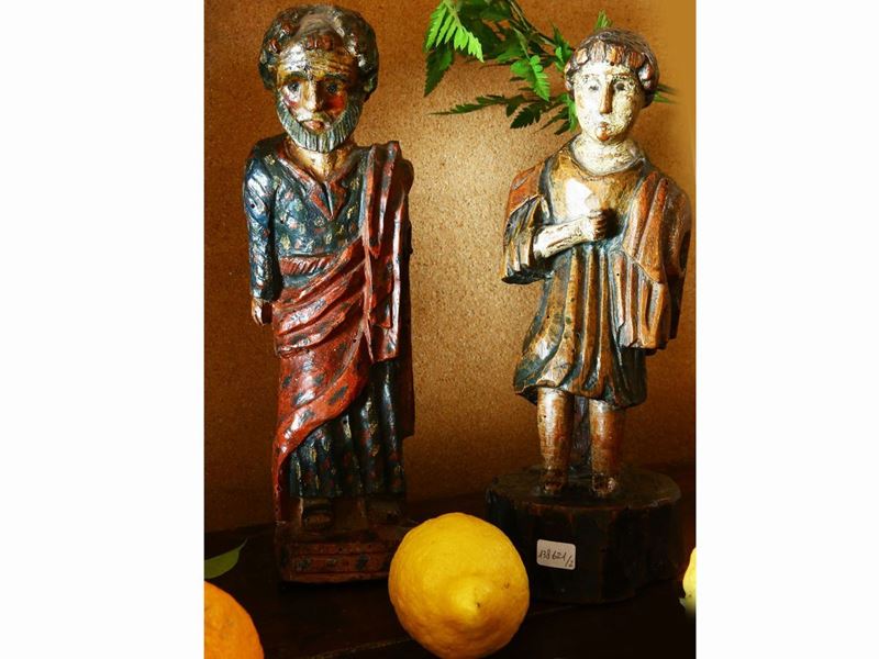 Coppia di Figure Lignee Policrome