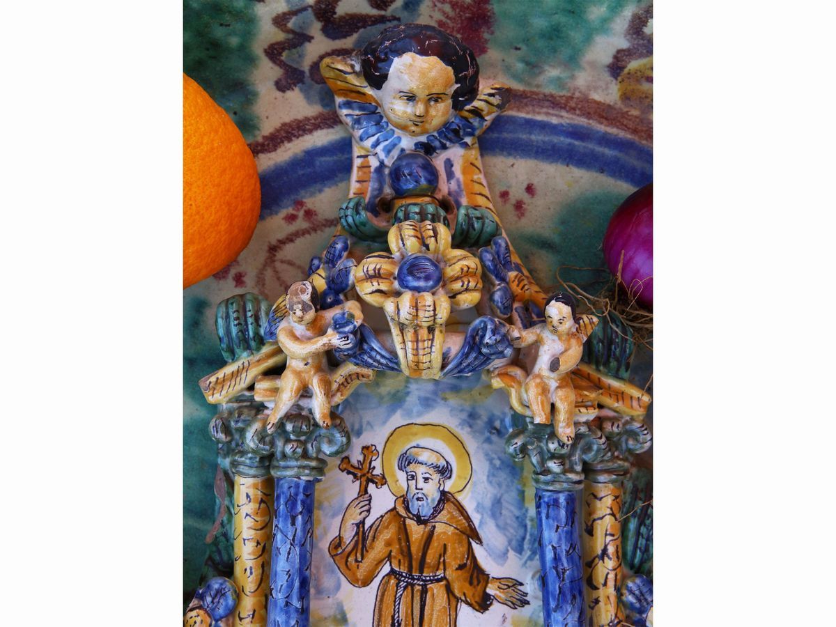 Acquasantiera da Muro in Terracotta Invetriata