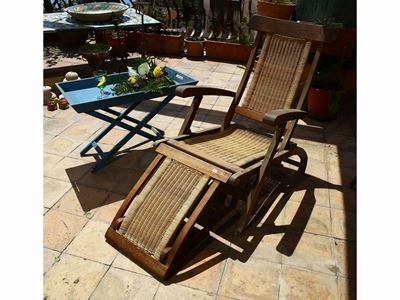 Due Complementi di Arredo per Giardino o Terrazzo