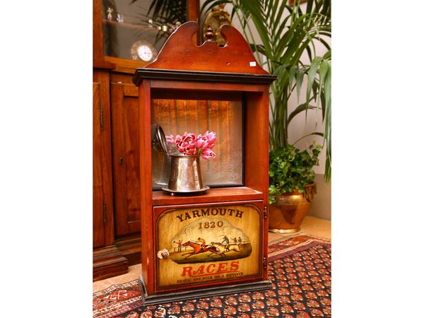 Stipetto pensile in legno laccato