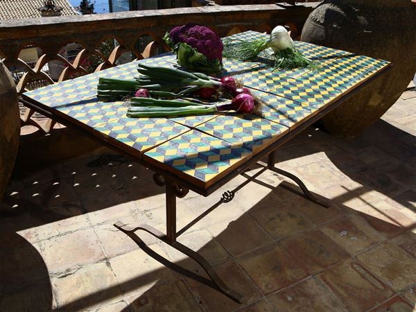 Tavolo da giardino o terrazzo in ferro battuto
