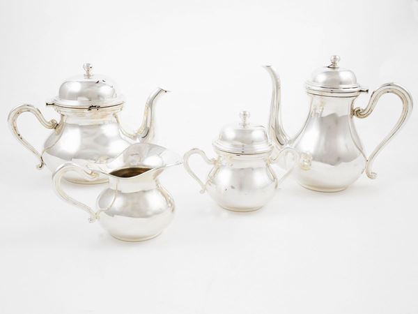 Silver tea and coffee service  - Auction Furniture, silvers, paintings and antique curiosities partly from Villa Mannelli - Maison Bibelot - Casa d'Aste Firenze - Milano