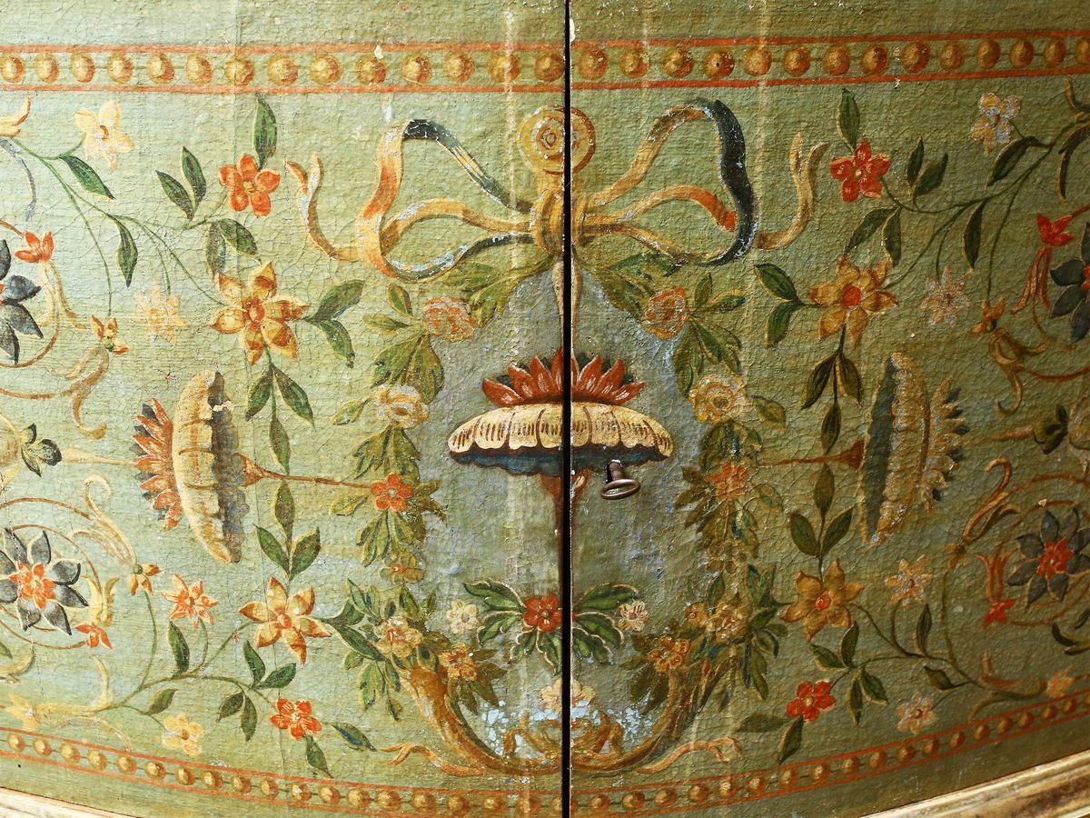 Credenza in Legno Laccato