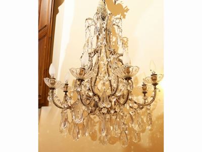 Lampadario in Metallo Dorato e Vetro