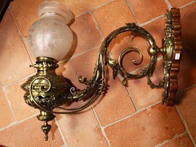 Applique Ad Olio in Bronzo
