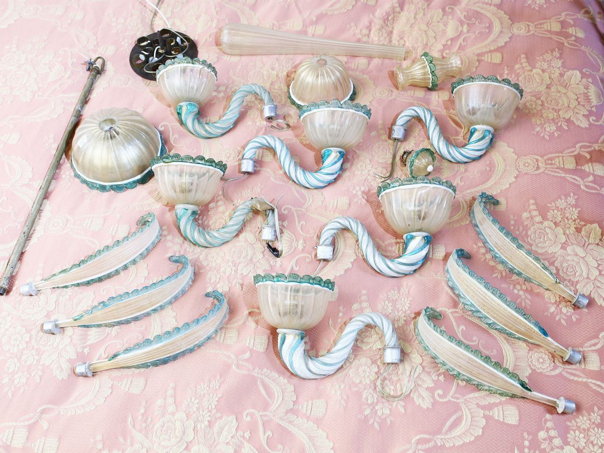 Due Piccoli Lampadari in Vetro Soffiato di Murano