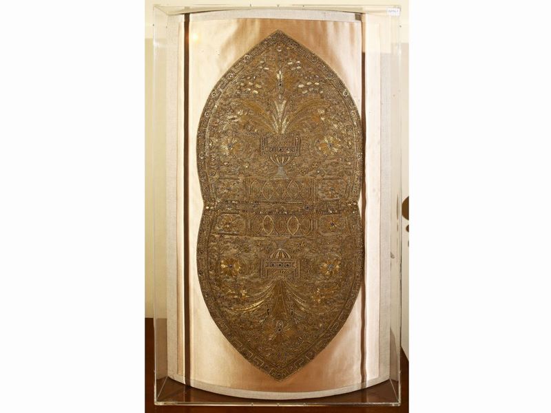 Mitra Vescovile Ricamata in Fili D'oro