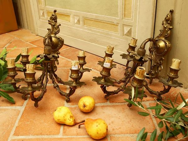 Pair of bronze wall lights  - Auction Furniture, silvers, paintings and antique curiosities partly from Villa Mannelli - Maison Bibelot - Casa d'Aste Firenze - Milano