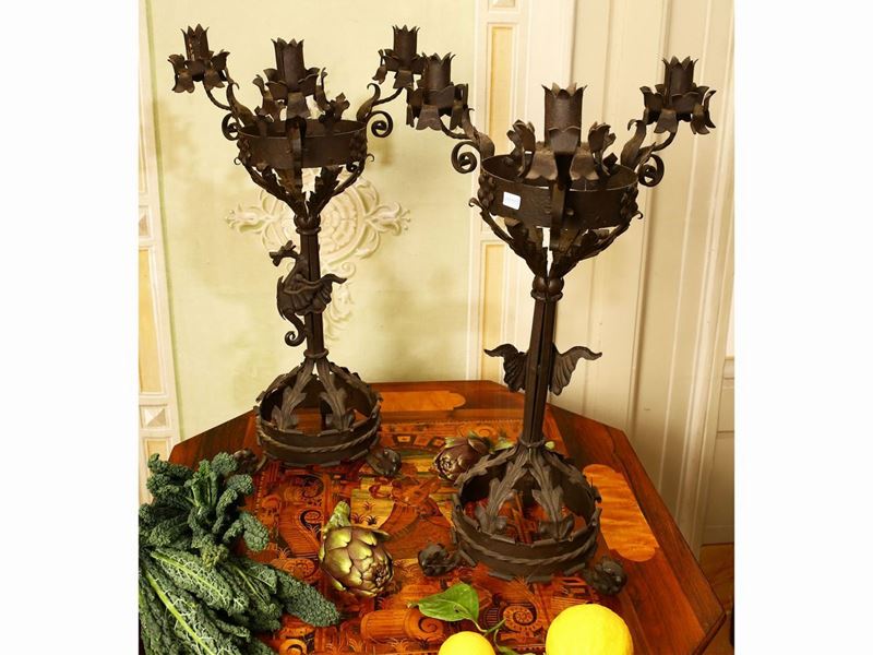 Coppia di Candelabri in Ferro Battuto