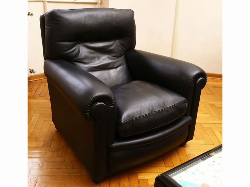 Poltrona Frau in Pelle Nera Modello Edoardo