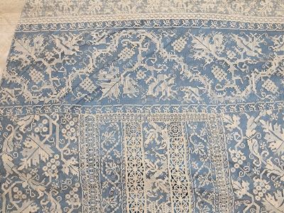 Copriletto in Cotone Avorio Ricamato Ad Ago e Seta Azzurra