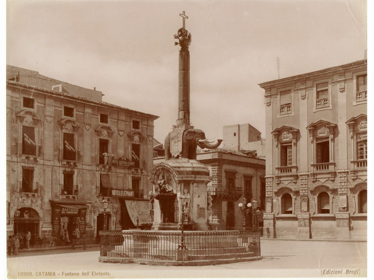 Giacomo Brogi - Catania Panorami e Architettura, 1880 Circa