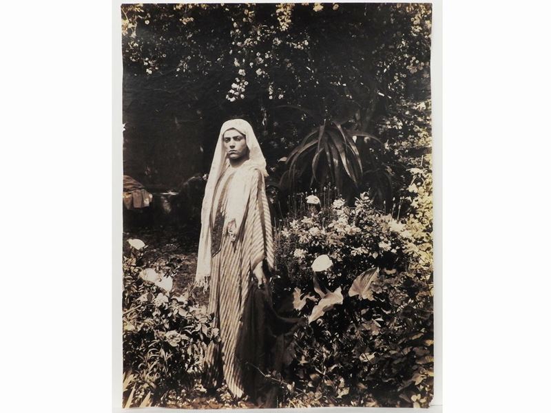 Wilhelm Von Gloeden - Taormina Giovane Arabo nel Giardino di Casa Gloeden, 1910 Circa